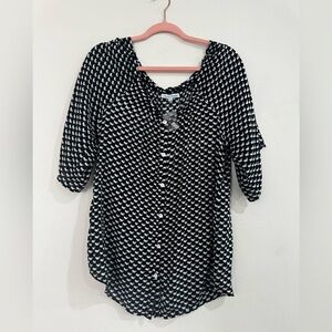 Women's Black and White Top